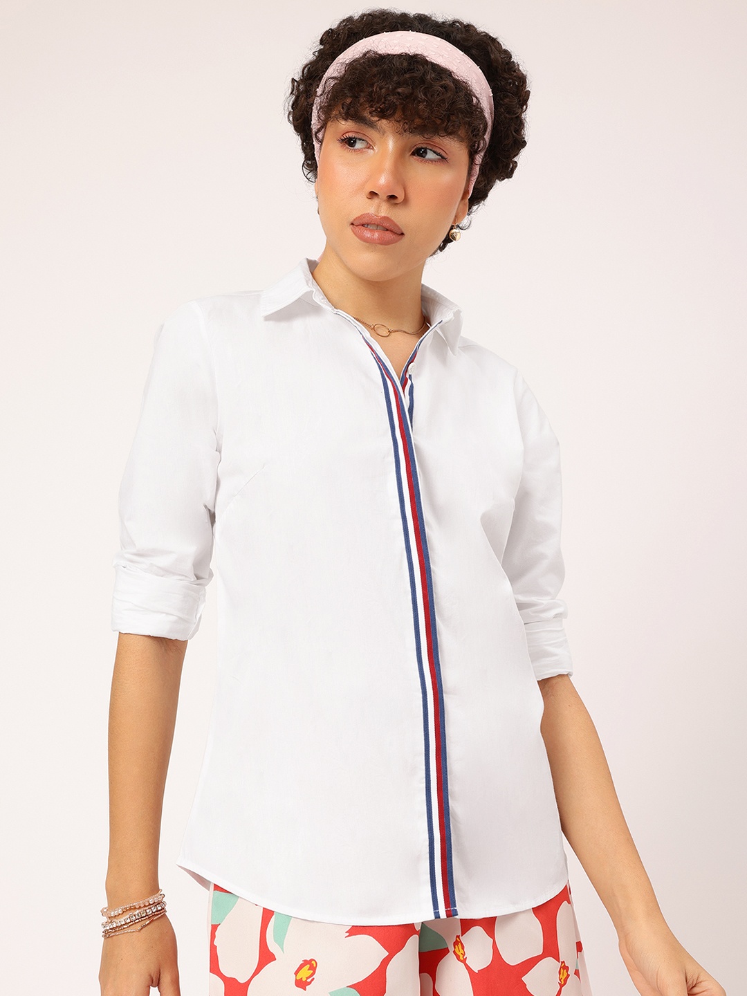 

DressBerry Modern Refinement Contrast Placket Shirt, White