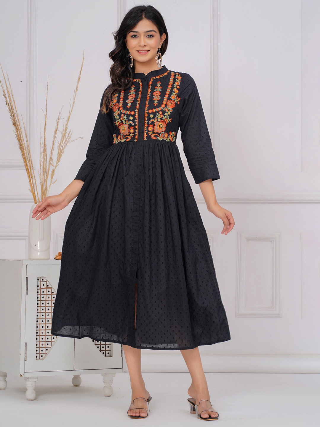 

SARAI CREATIONS Emboridered A Line Midi Ethnic Dress, Black