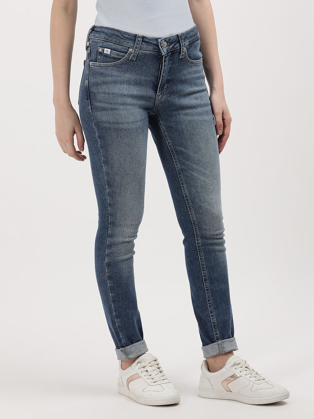 

Calvin Klein Jeans Women Skinny Fit Mid-Rise Jeans, Blue