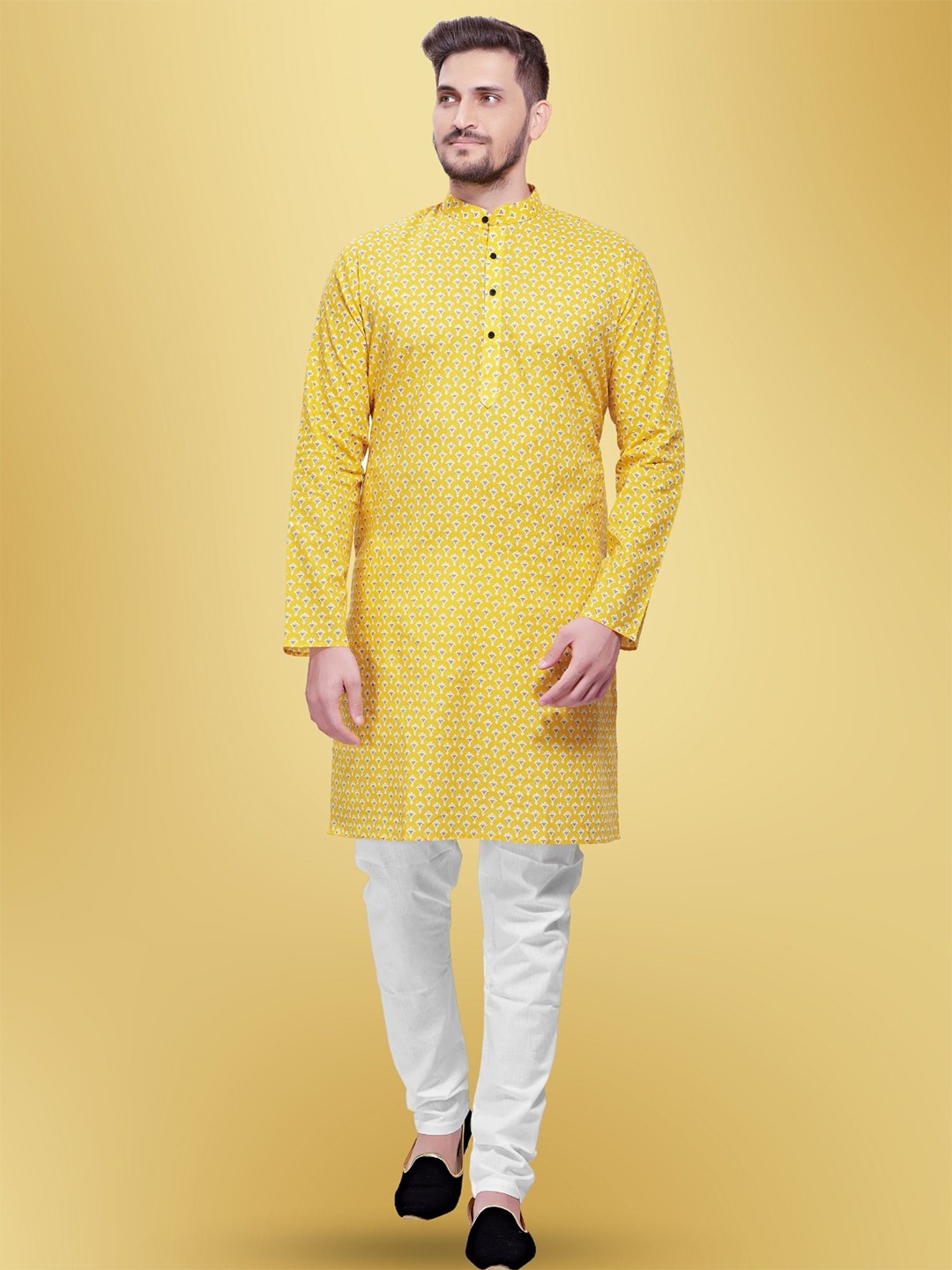 

SHIWAM ETHNIX Geometric Printed Mandarin Collar Regular Kurta with Pyjamas, Yellow