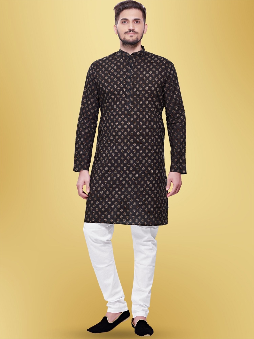 

SHIWAM ETHNIX Ethnic Motifs Printed Mandarin Collar Regular Kurta with Pyjamas, Black