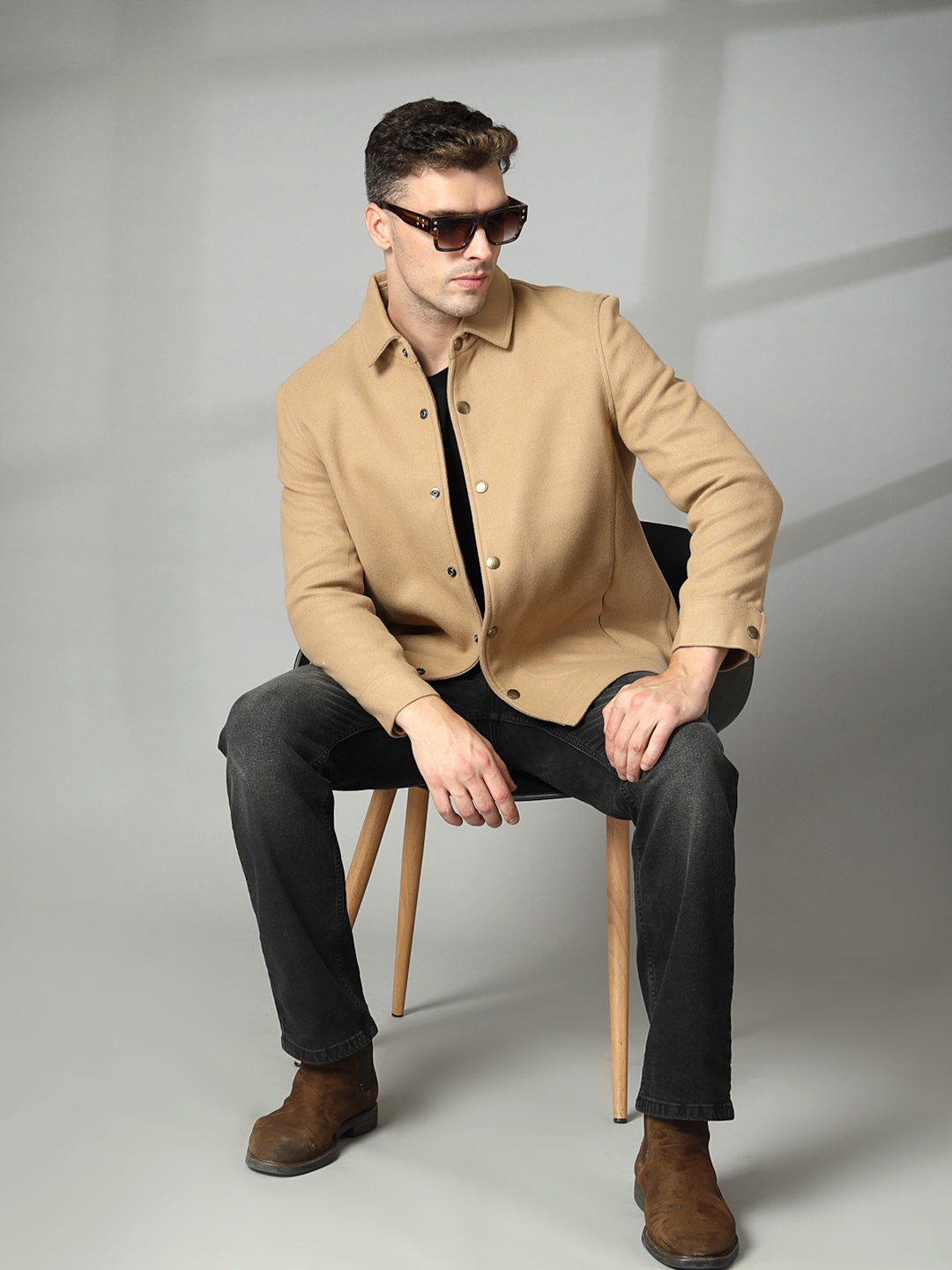 

CHKOKKO Men Solid Single-Breasted Overcoat, Beige