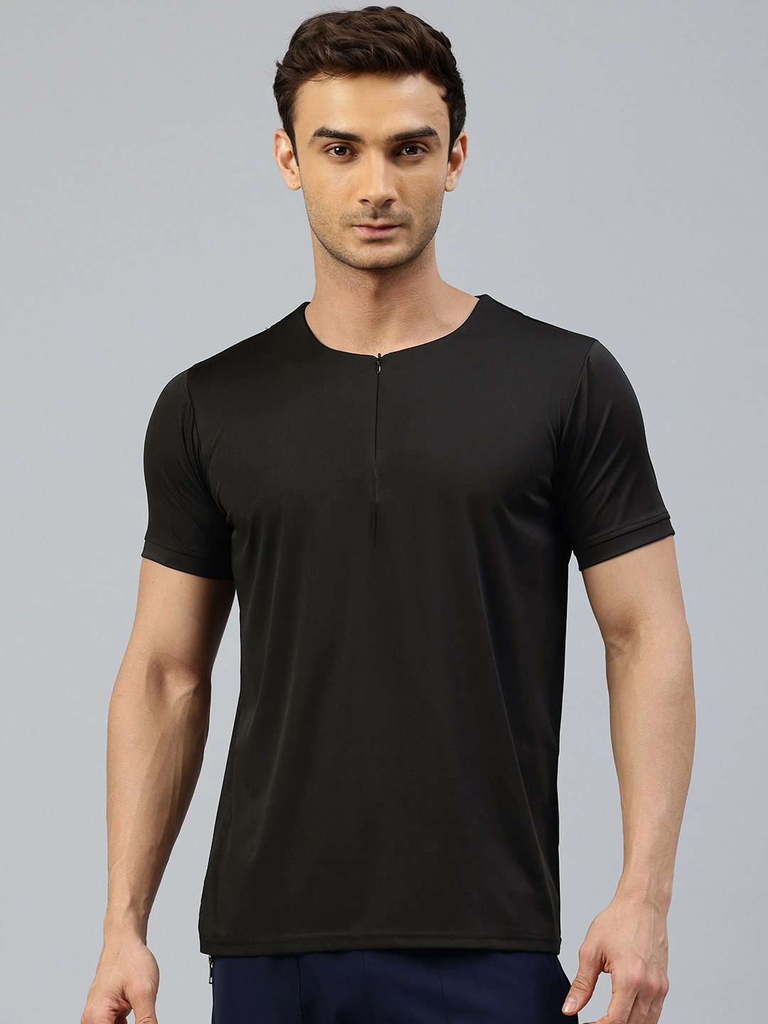 

Yuvraah Men Rapid-Dry Sports T-shirt, Black