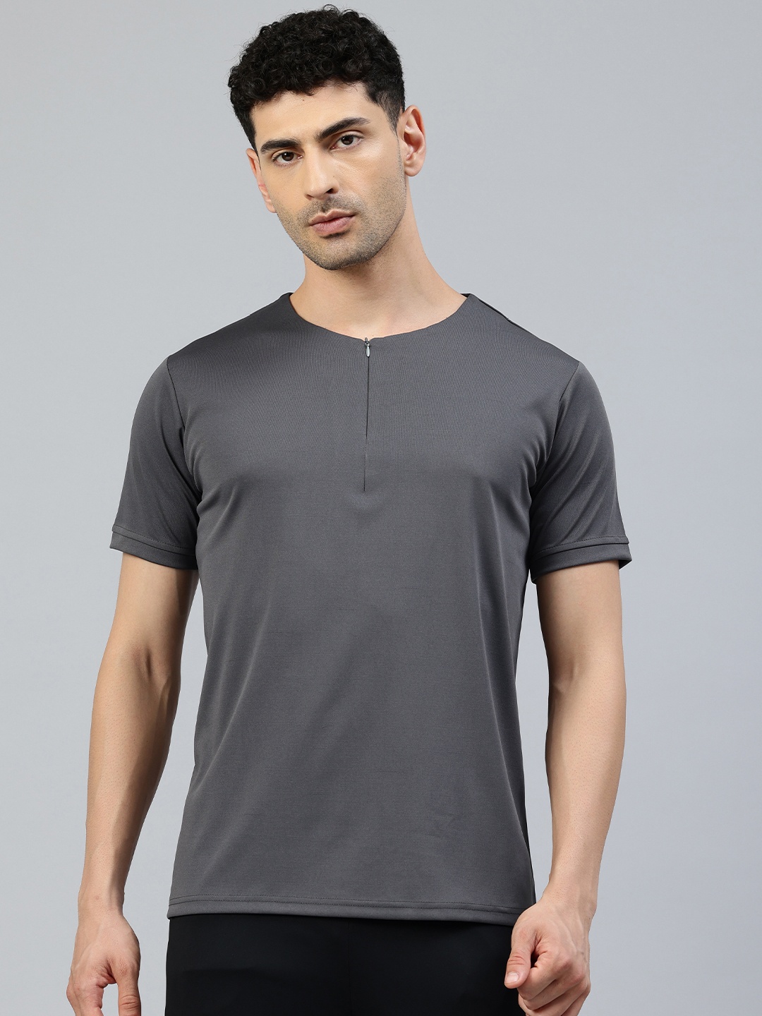 

Yuvraah Men Rapid-Dry Sports T-shirt, Charcoal
