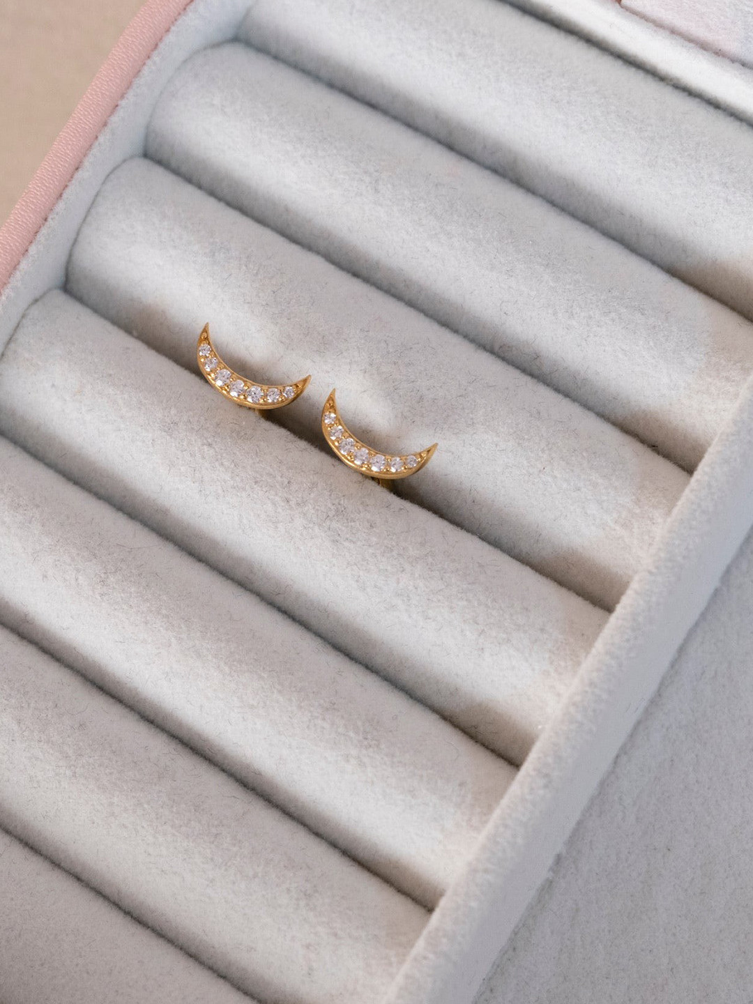 

Anushka Jain Jewellery Gold Plated Cubic Zirconia 925 Sterling Silver Studs