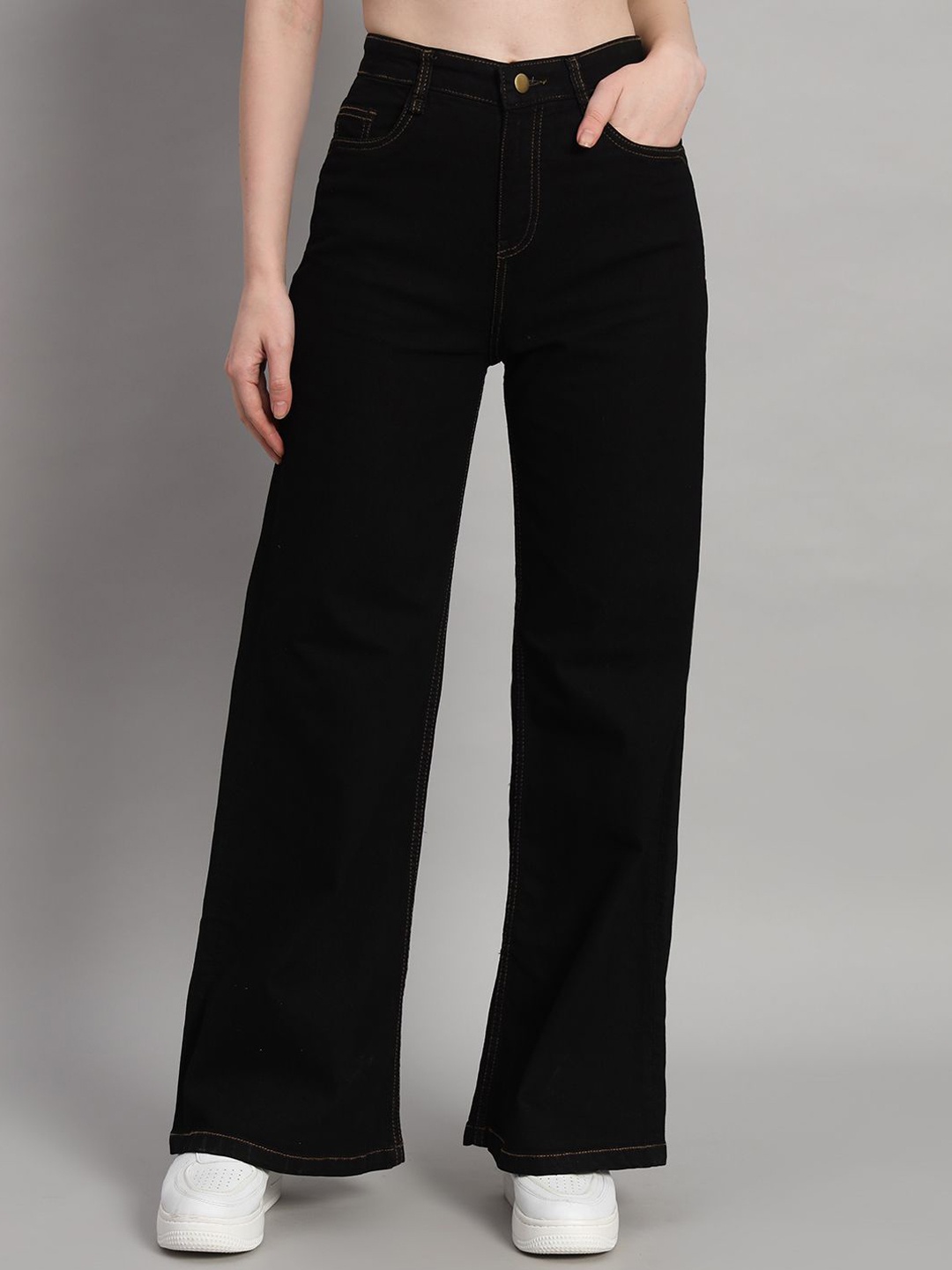 

The Roadster Lifestyle Co Women High Rise Flared Jeans, Black