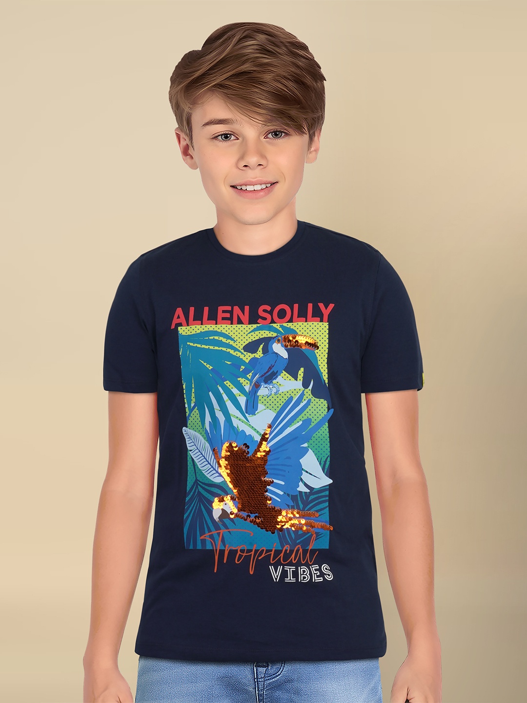 

Allen Solly Junior Boys Printed V-Neck Applique T-shirt, Black