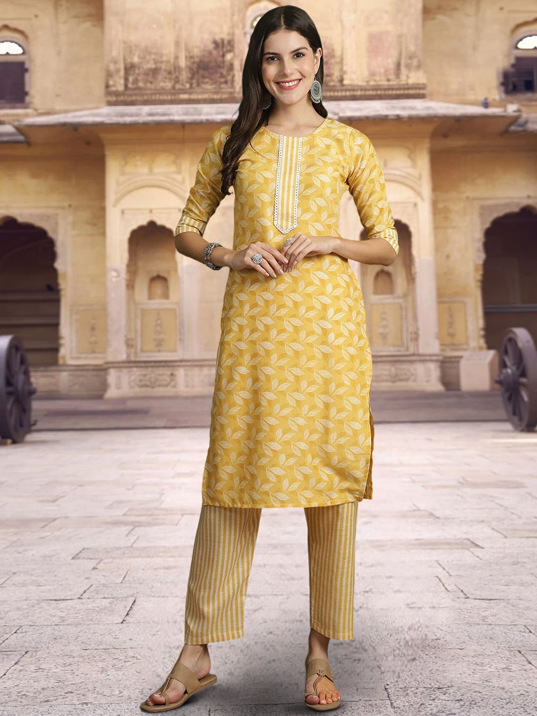 

Ethnic basket Floral Printed Pure Cotton Straight Kurta with Trousers & Dupatta, Yellow