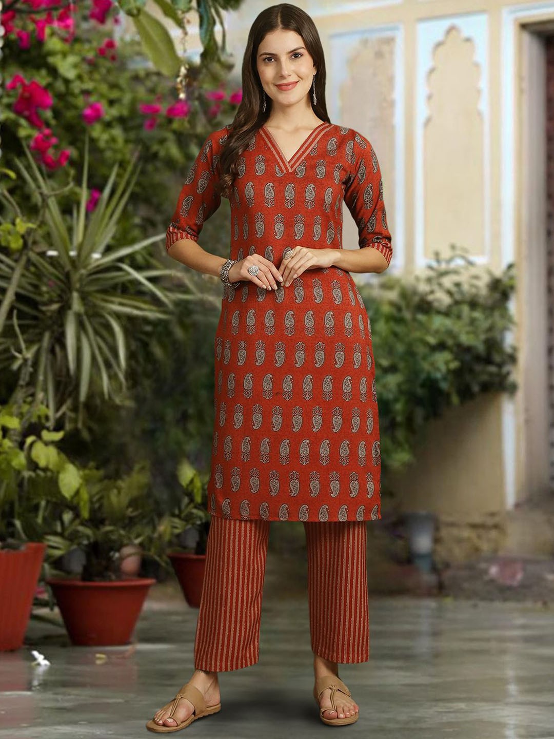 

Ethnic basket Paisley Printed Pure Cotton Straight Kurta with Trousers & Dupatta, Red