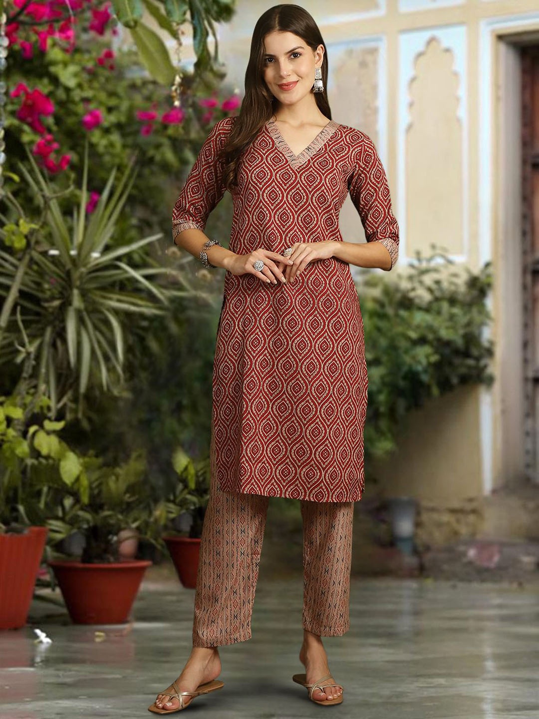 

Ethnic basket Geometric Printed V-Neck Pure Cotton Straight Kurta With Trousers & Dupatta, Maroon