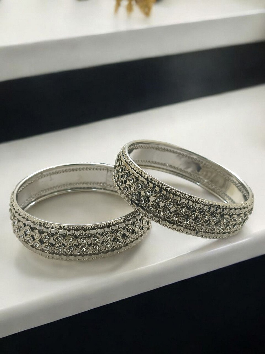 

FEMMIBELLA Set Of 2 Silver Oxidized Floral Kada Bangles