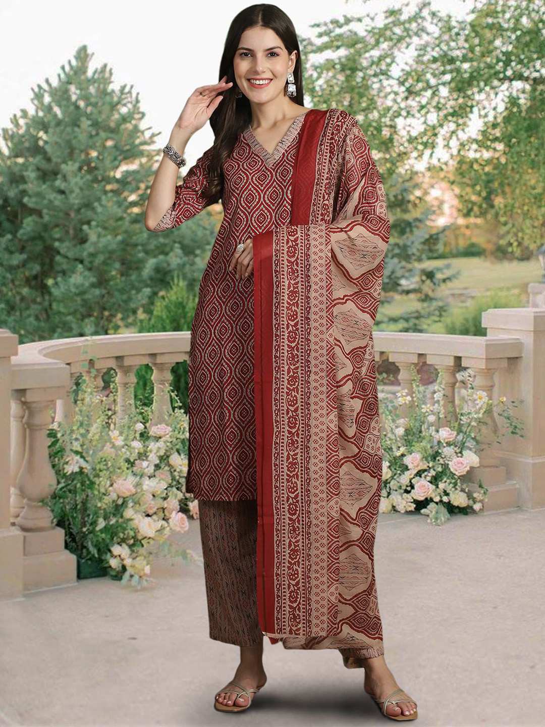 

Ethnic basket Floral Printed Pure Cotton Straight Kurta with Trousers & Dupatta, Maroon