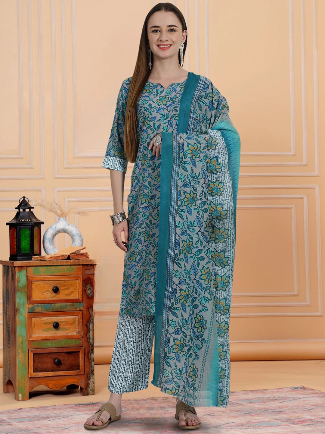 

Ethnic basket Floral Printed Notched Round Neck Pure Cotton Kurta with Trousers & Dupatta, Grey melange