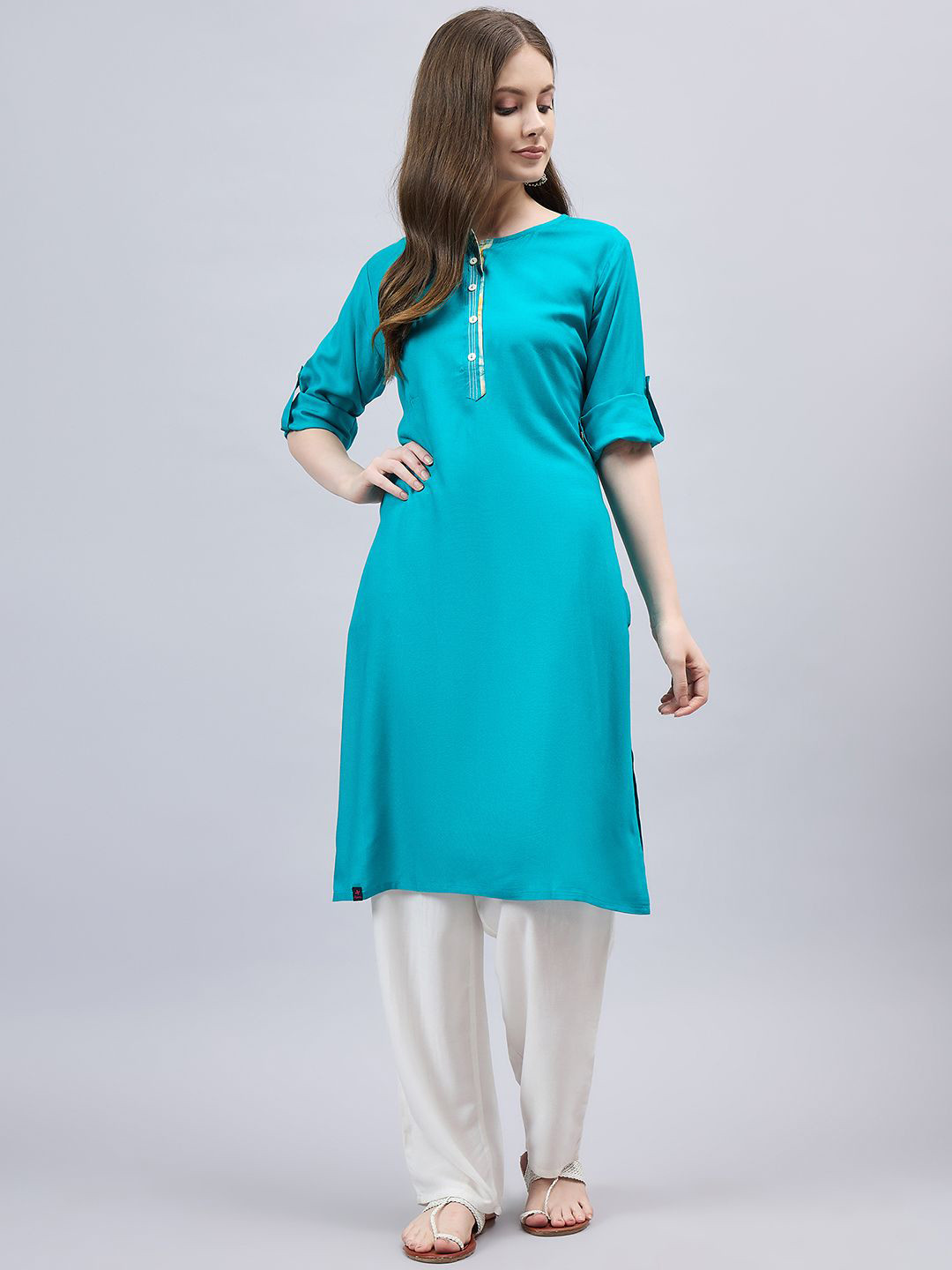 

THE PAJAMA FACTORY Roll-Up Sleeves Thread Work Straight Kurta, Blue
