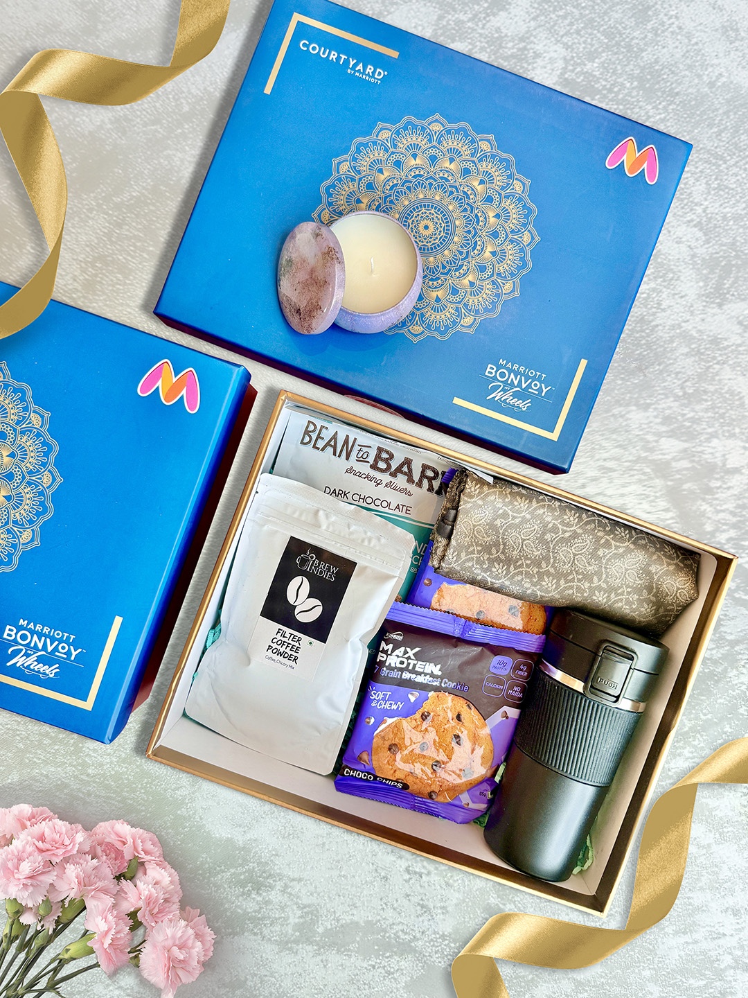 

Courtyard by Marriott - BLR ORR 7Pcs Assorted Gift Hamper, Blue