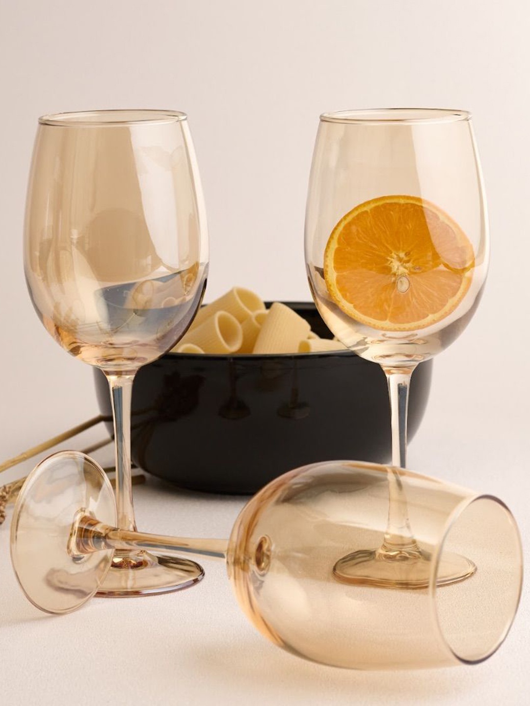 

BlackCarrot Yellow 6 Pieces Wine Glasses 465ml