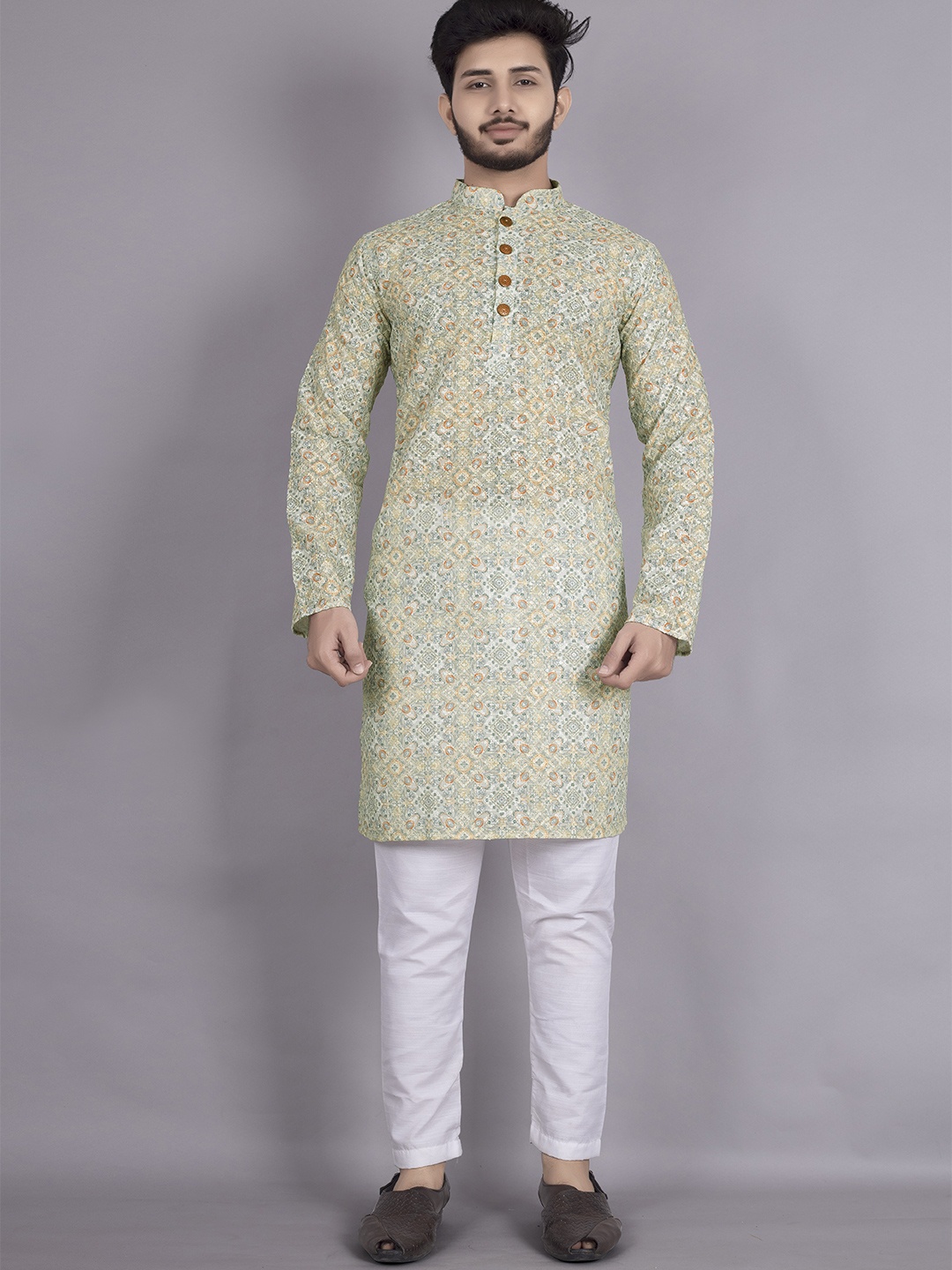 

BAESD Ethnic Motifs Printed Mandarin Collar Straight Kurta, Cream