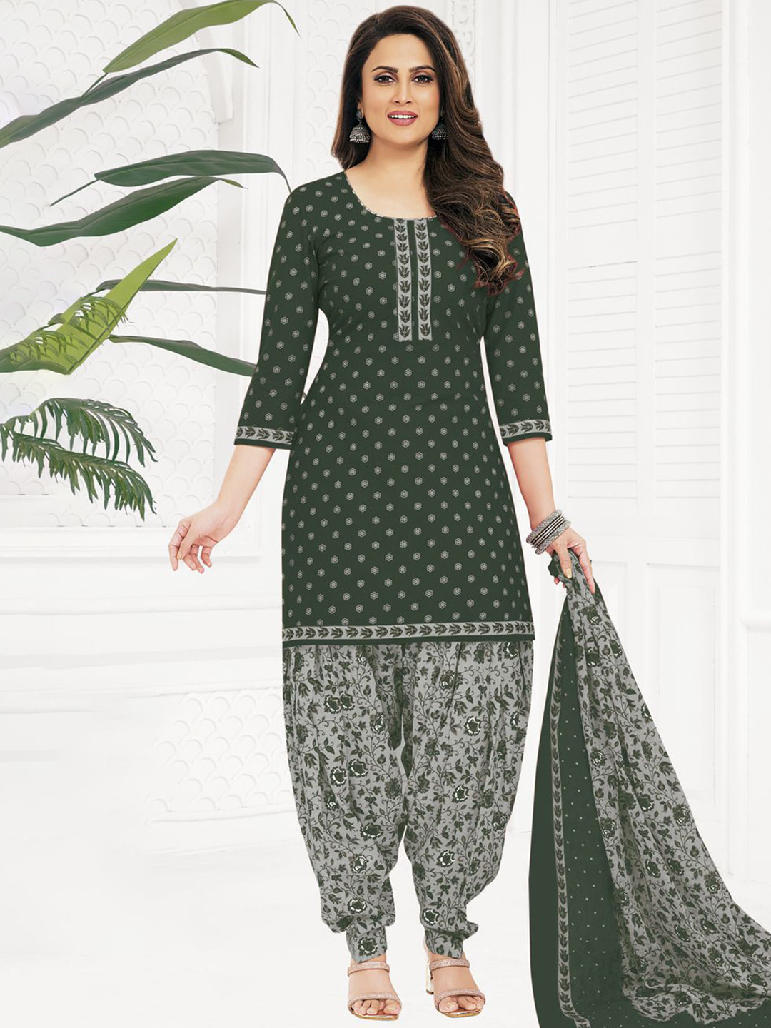 

MIRAAN Printed Pure Cotton Unstitched Dress Material, Green