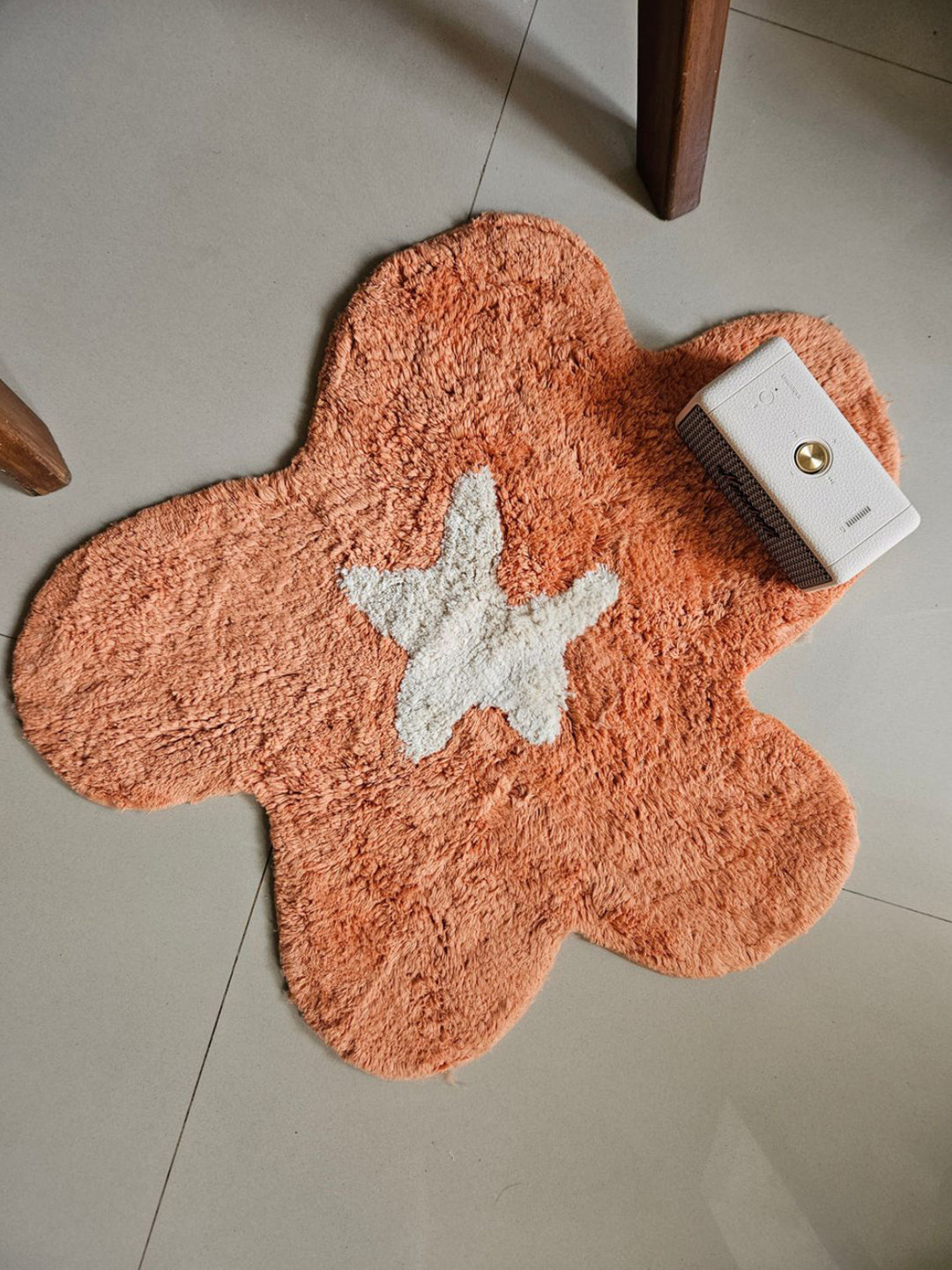 

HYPPY Brown & White Flower Shape Pure Cotton Floor Mat