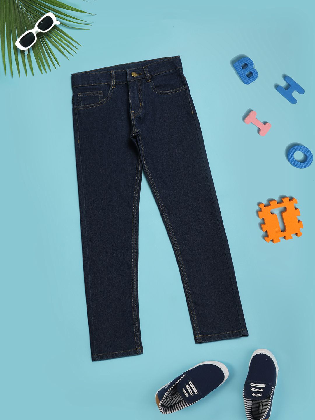 

V-Mart Boys Mid-Rise Regular Fit Jeans, Blue