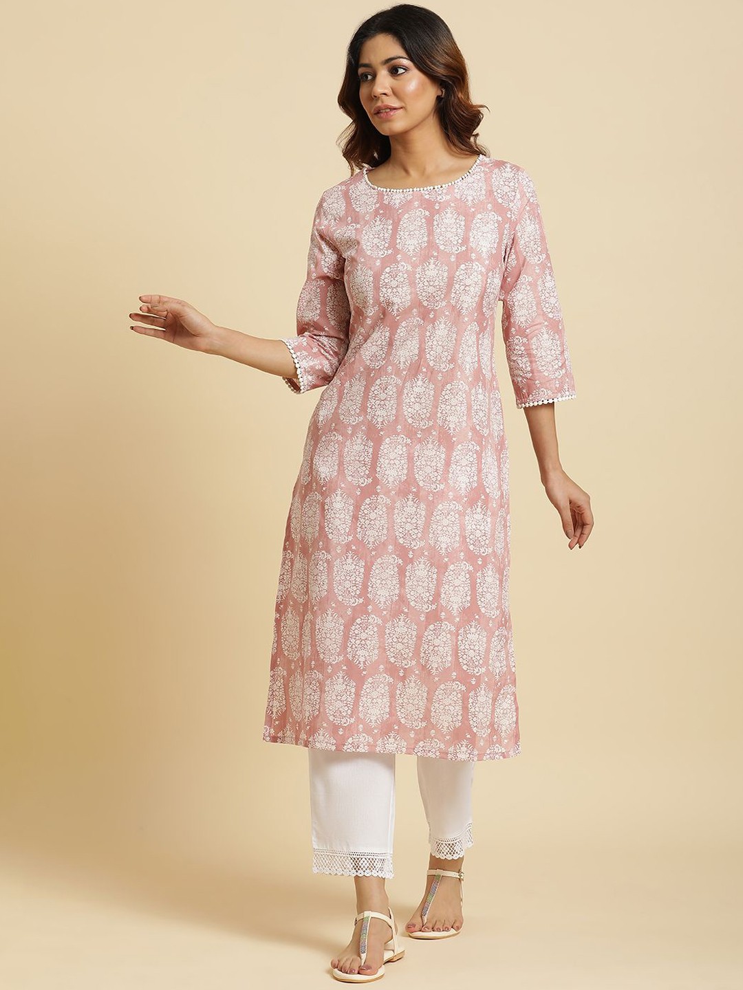 

W Paisley Printed Round Neck Cotton Straight Kurta, Pink