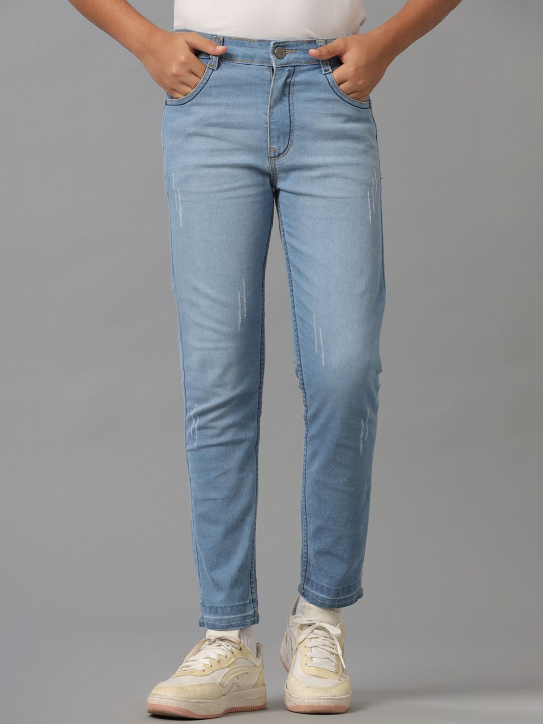 

UNDER FOURTEEN ONLY Boys Slim Fit Light Fade Jeans, Blue