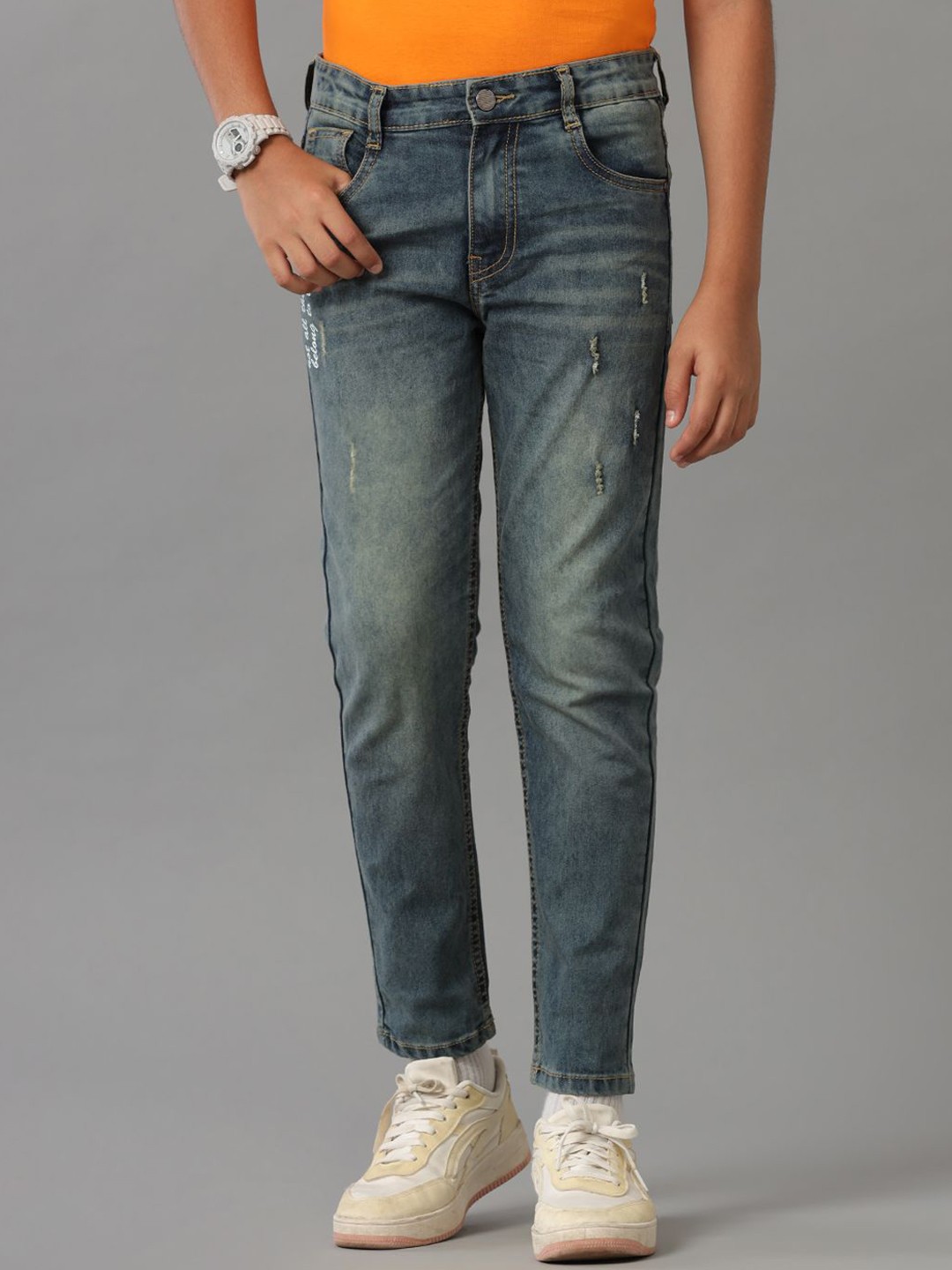 

UNDER FOURTEEN ONLY Boys Slim Fit Low Distress Heavy Fade Jeans, Blue