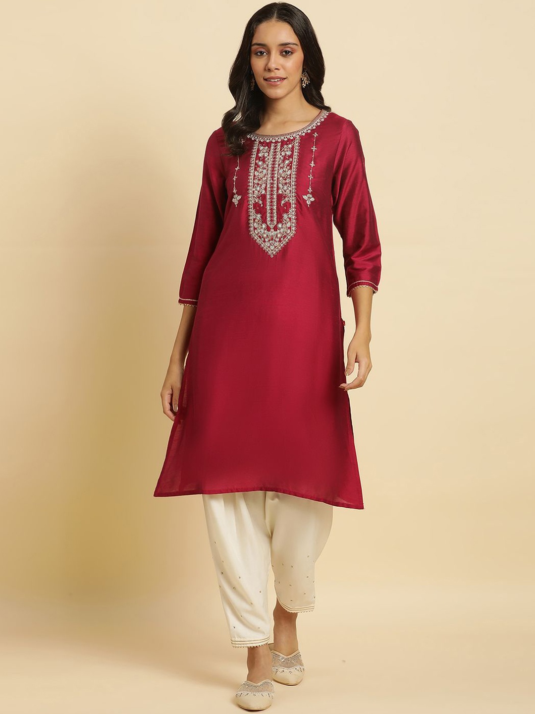 

W Round Neck Floral Embroidered Straight Kurta, Pink