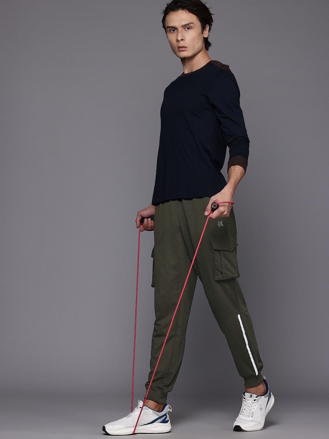 

HRX by Hrithik Roshan Men Cargo-Style Training Joggers, Olive