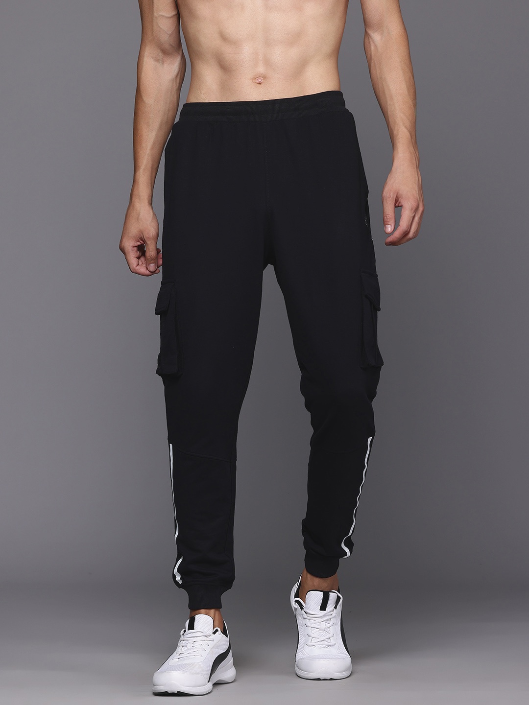 

HRX by Hrithik Roshan Men Cargo-Style Training Joggers, Black