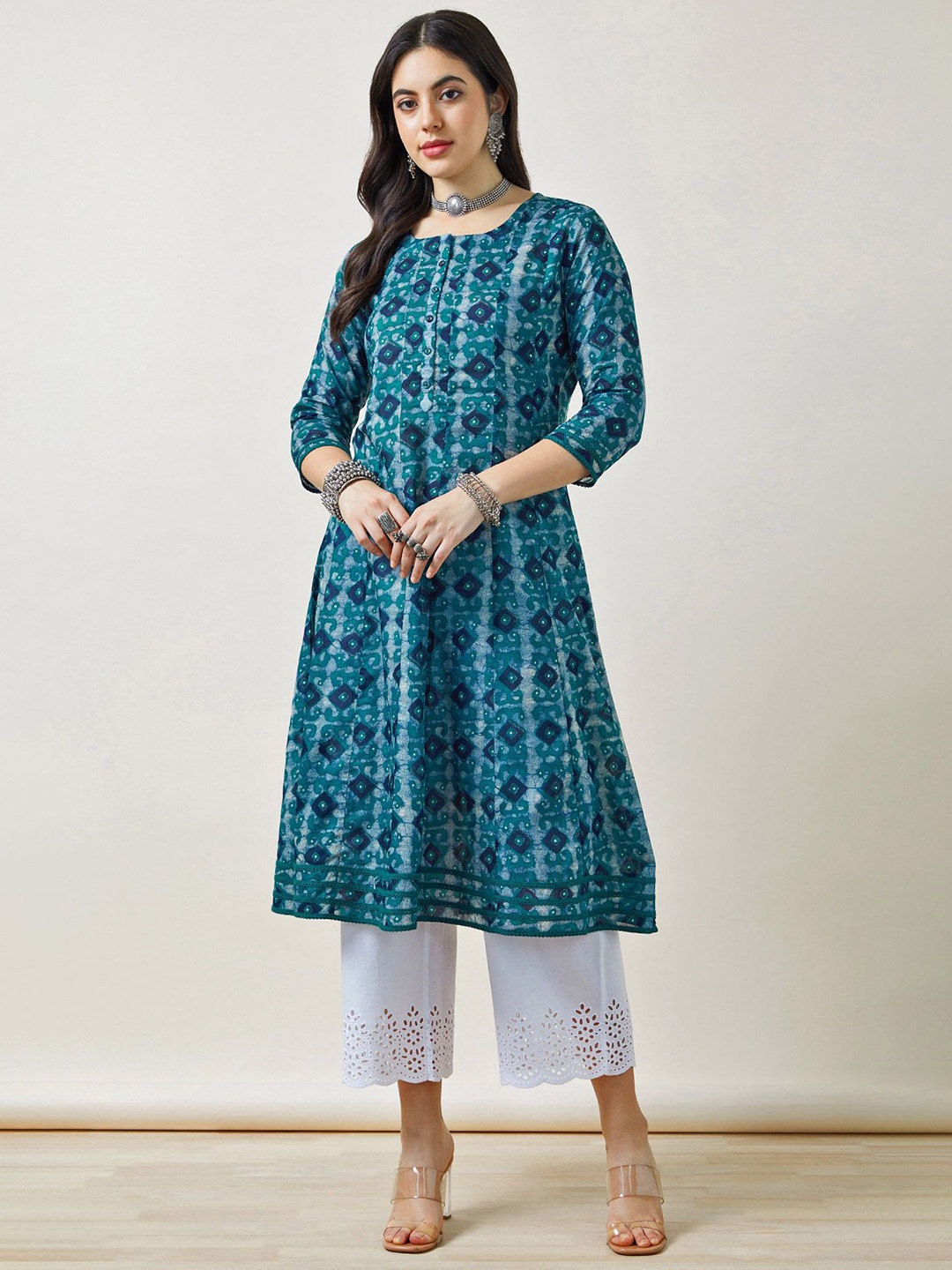 

Soch Women Cotton Slub Ajrak Print Kurta, Teal