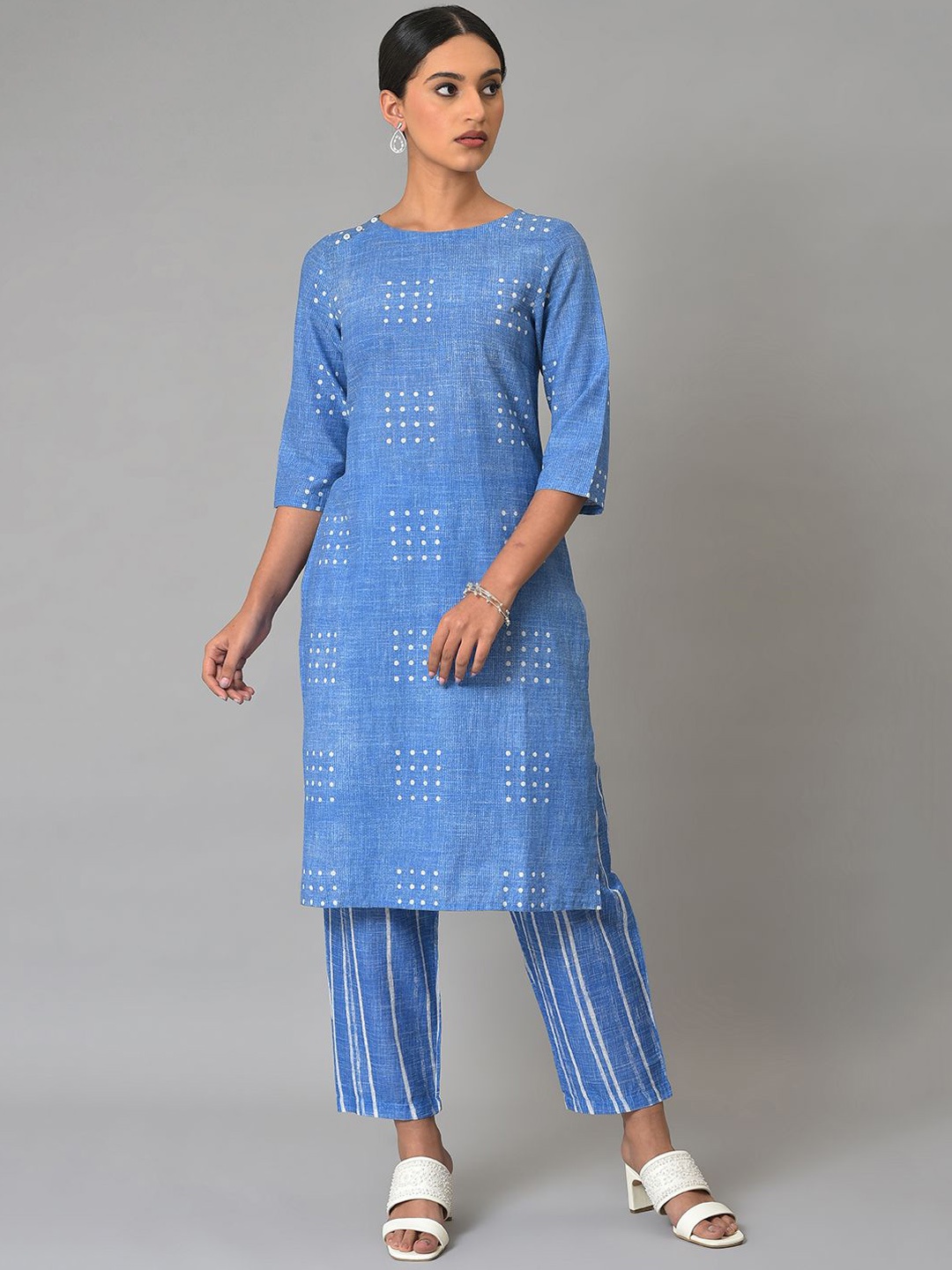 

W Printed Pure Cotton Straight Kurta with Trousers, Blue