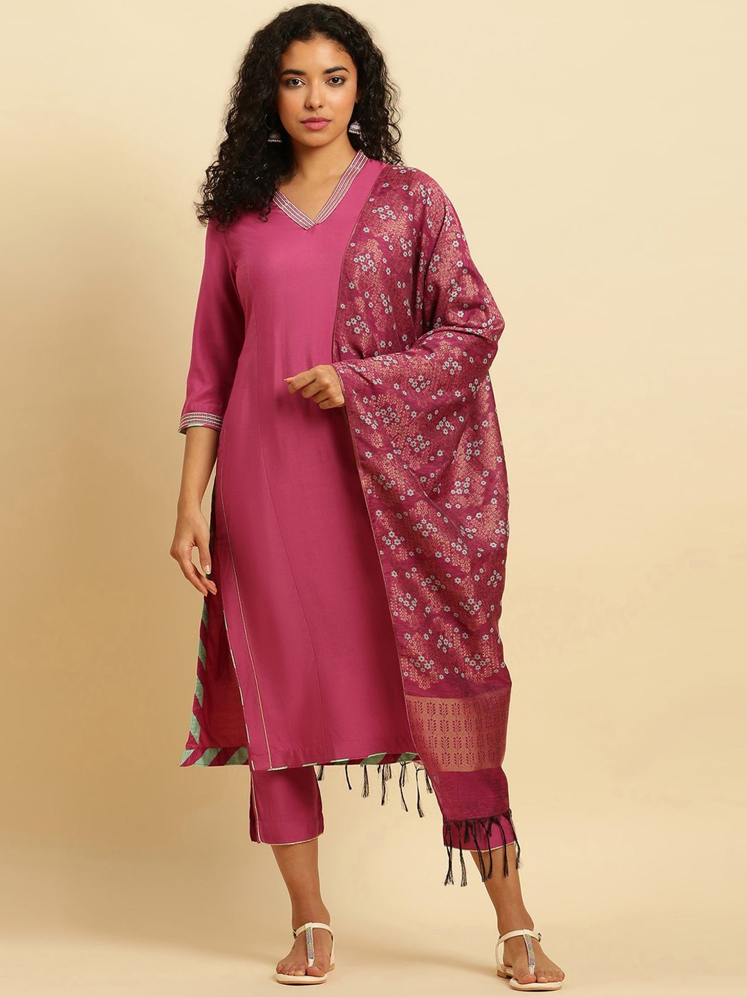 

W Floral Embroidered Zari Straight Kurta & Trousers With Dupatta, Pink