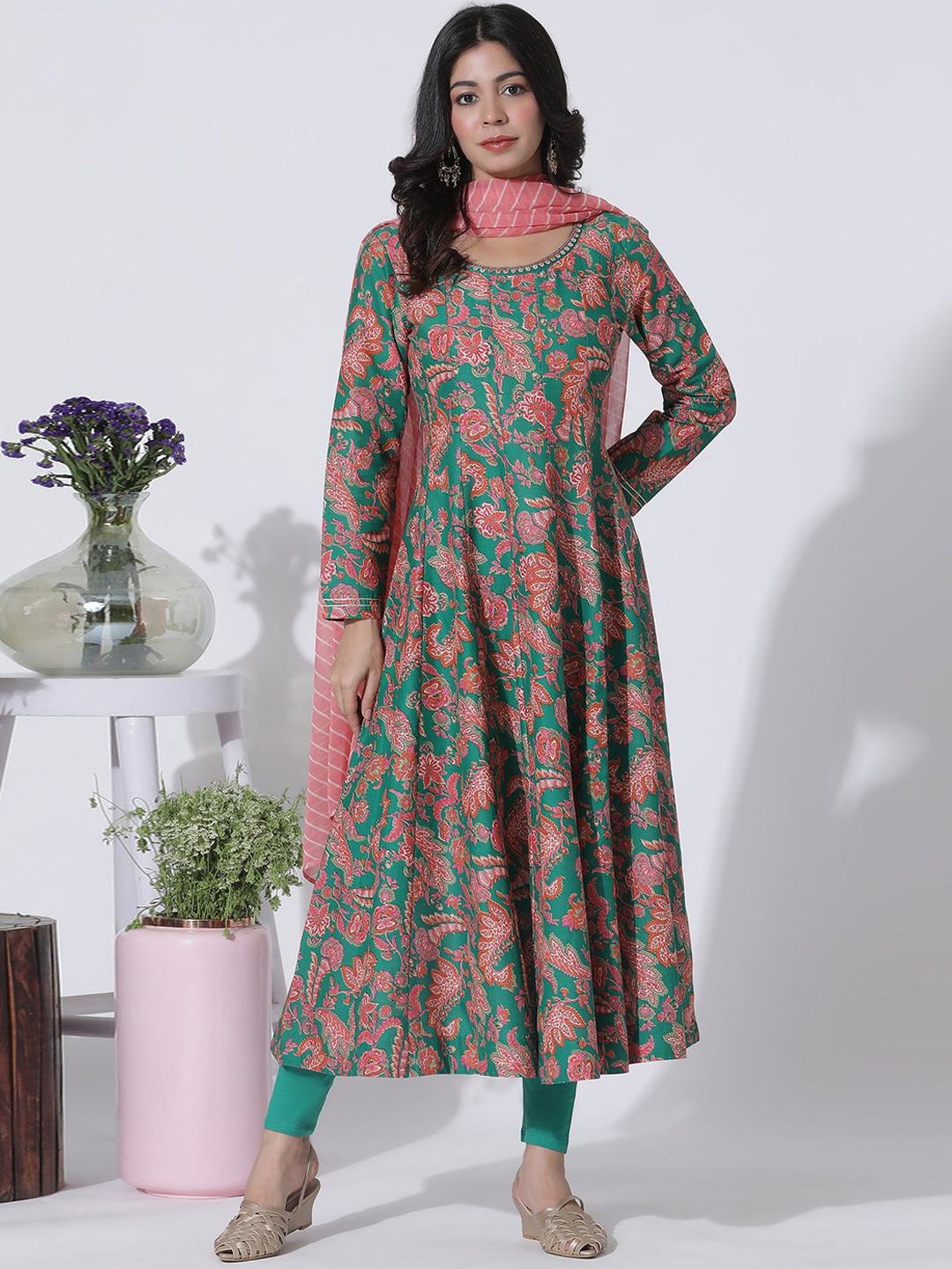 

W Floral Printed Sequinned Pure Cotton Anarkali Kurta With Dupatta, Green