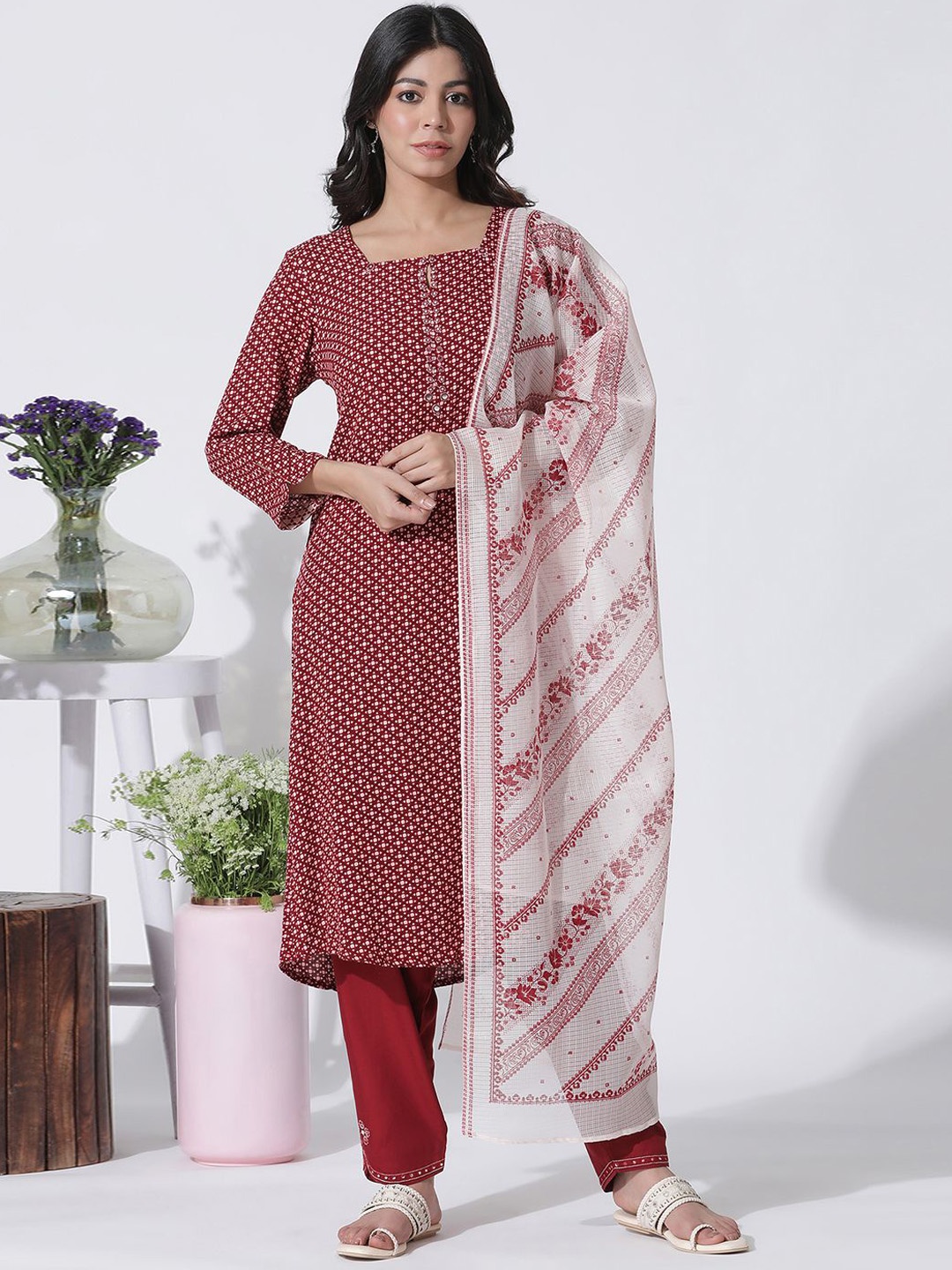 

W Geometric Printed Square Neck Straight Kurta With Trousers & Dupatta, Red
