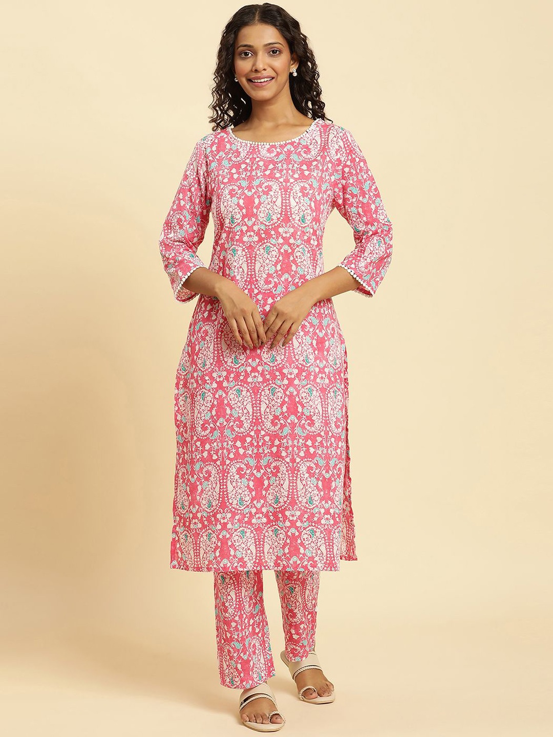 

W Paisley Printed Regular Pure Cotton Kurta With Trousers, Pink