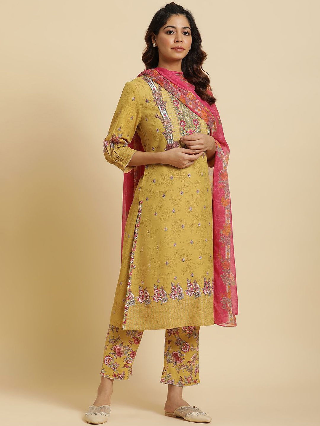 

W Floral Printed Regular Gotta Patti Kurta With Trousers & Dupatta, Yellow