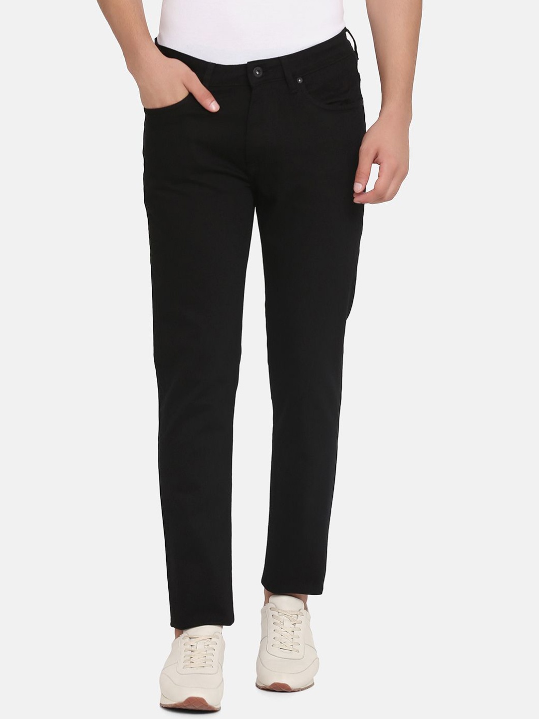 

Blackberrys Men Urban Slim Slim Fit Low-Rise Cropped Jeans, Black