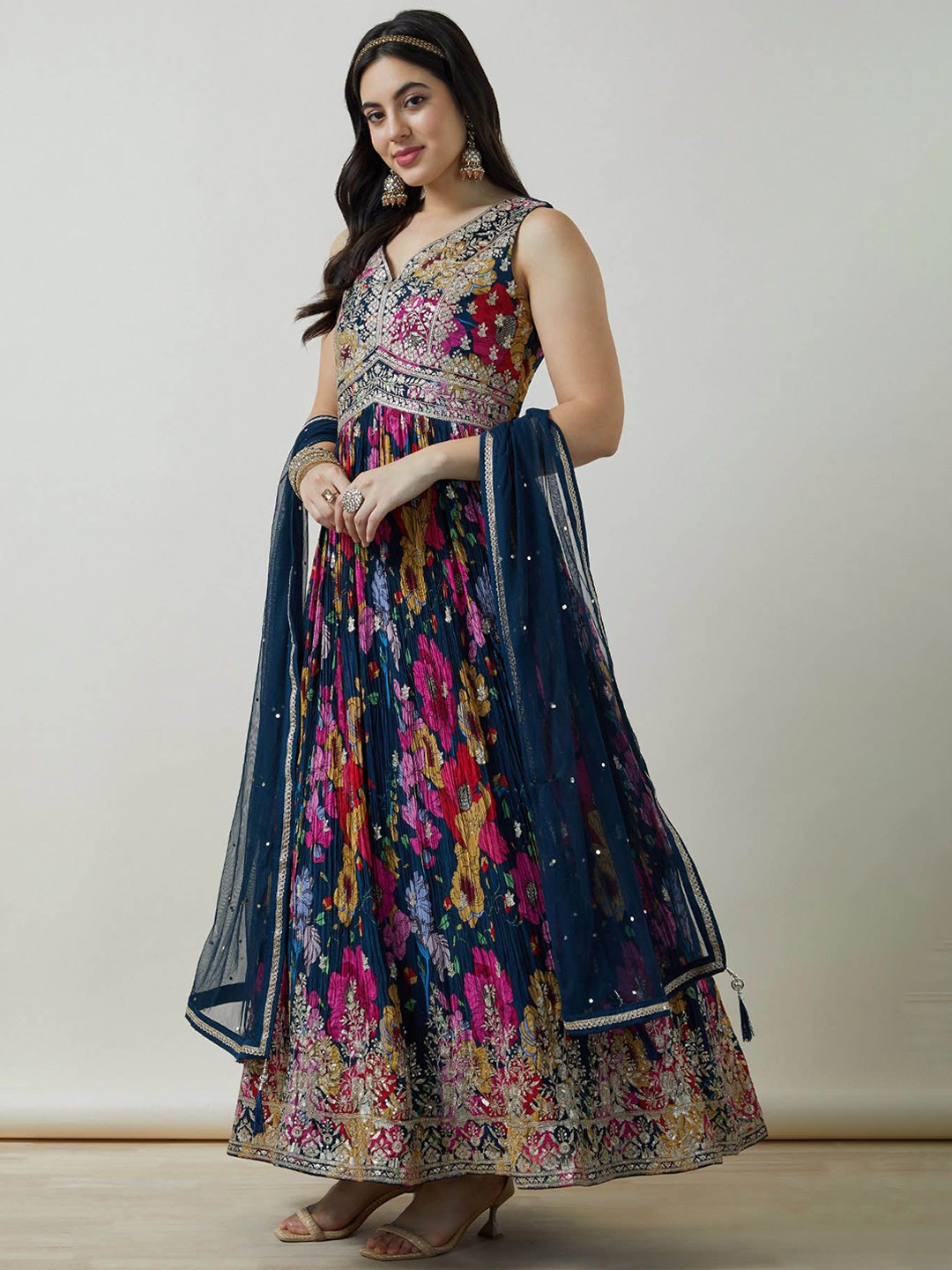 

Soch Chinon Blend Botanical Print Gown With Sequins, Navy blue