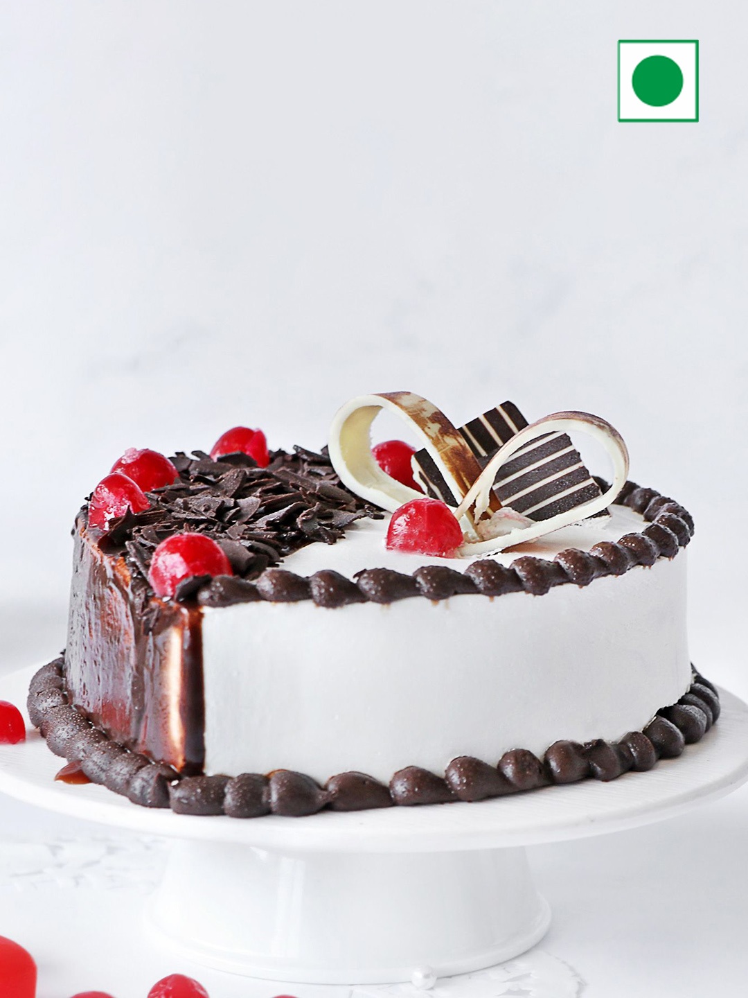 

IGP Black Forest & Vanilla Eggless Heart Photo Cake - 500 G