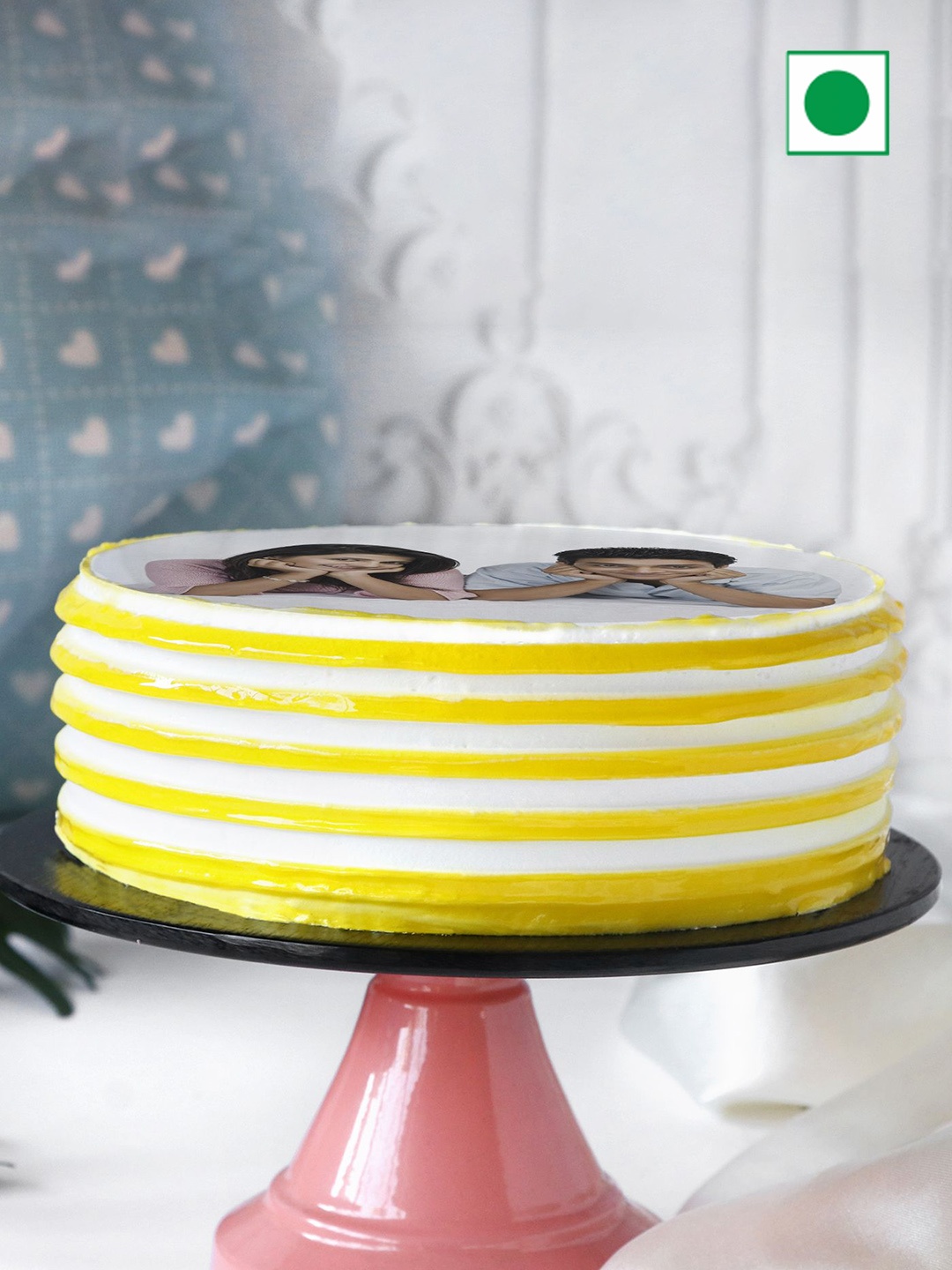

IGP Pineapple Flavour Eggless Round Cake-1kg, Yellow