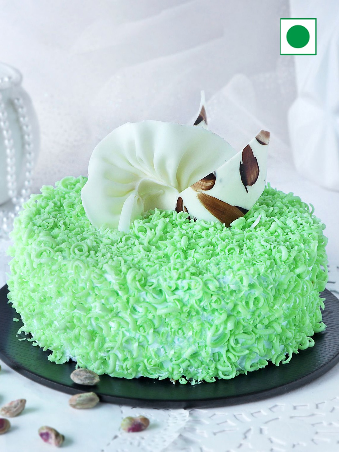 

IGP Delish Pistachio White Chocolate Flavour Eggless Round Cake- 2Kg, Green