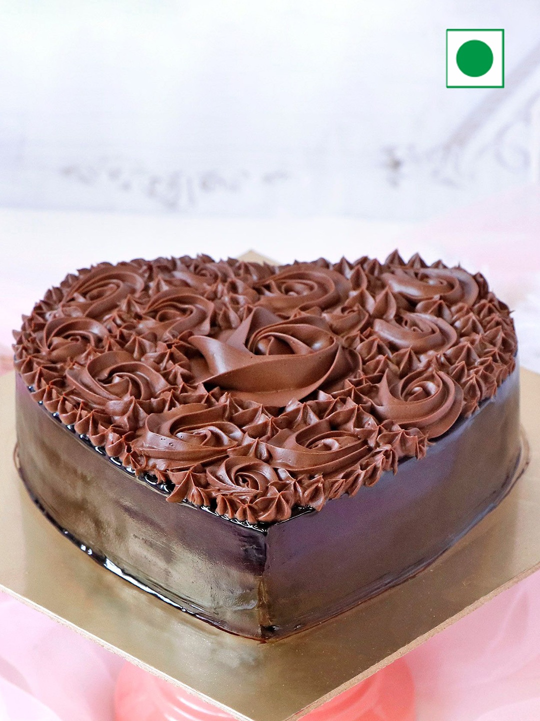 

IGP IGP Chocolate Flavour Eggless Heart Shaped Cake-1kg, Brown