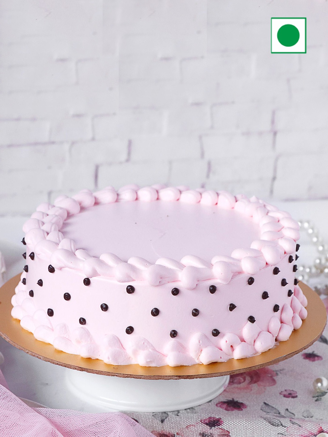 

IGP Chocolate Flavour Eggless Round Cake-Half Kg, Pink
