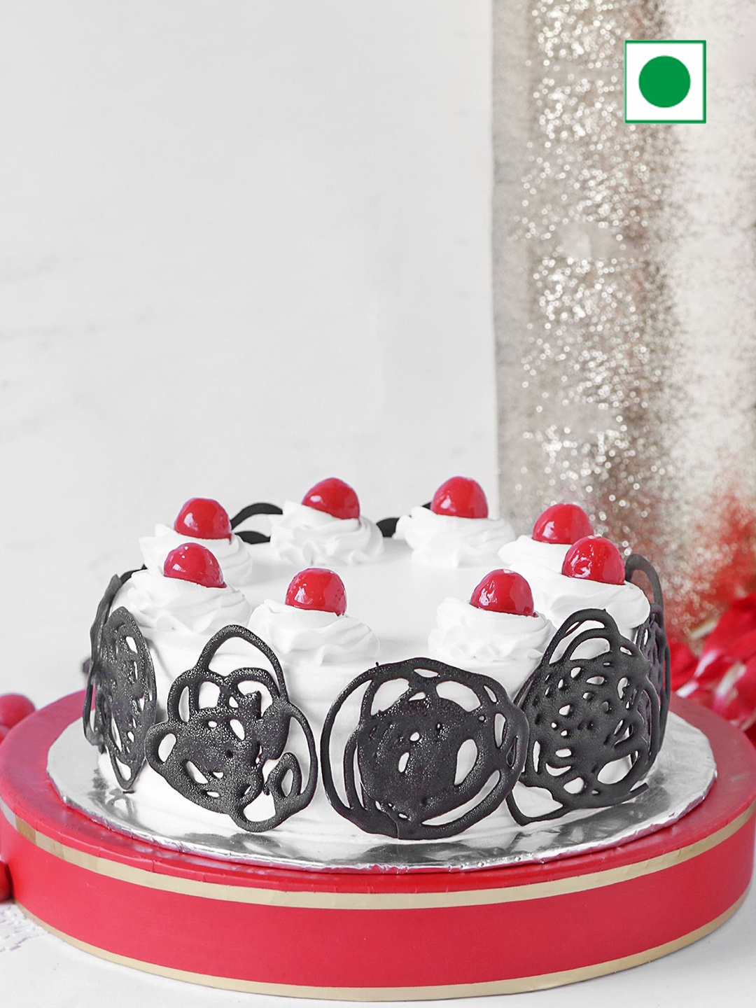 

IGP Black Forest Flavour Eggless Round Cakes 1Kg, White