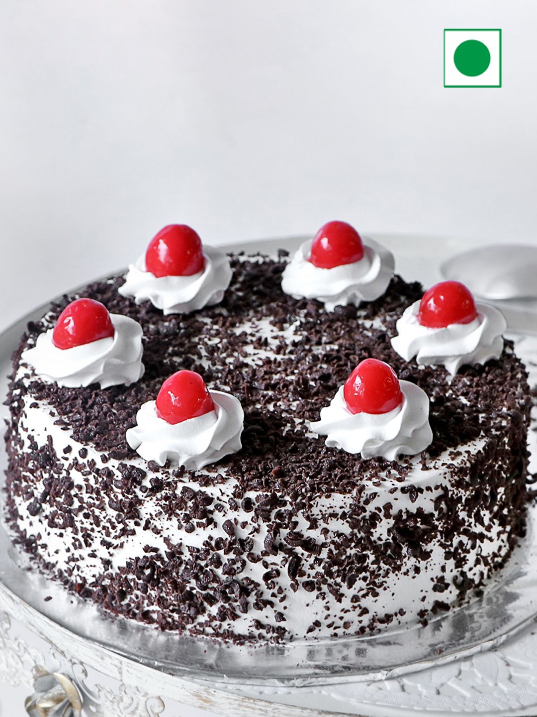 IGP Black Forest Flavour Eggless Round Cakes 1Kg, White