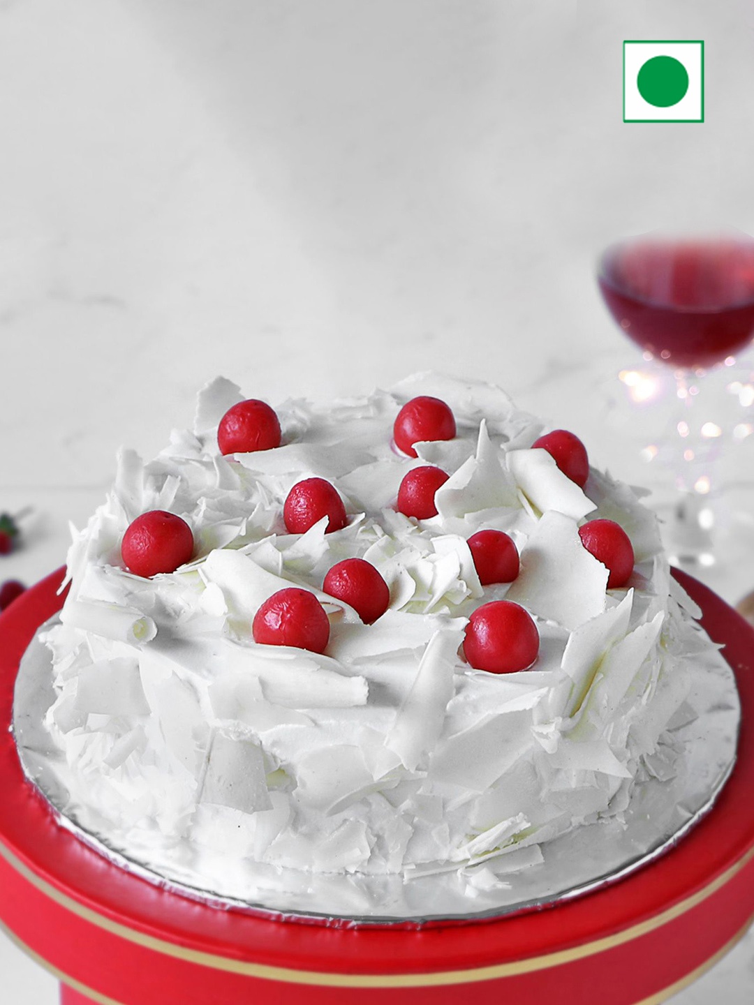 

IGP White Forest Flavour Eggless Round Cake - Half-kg