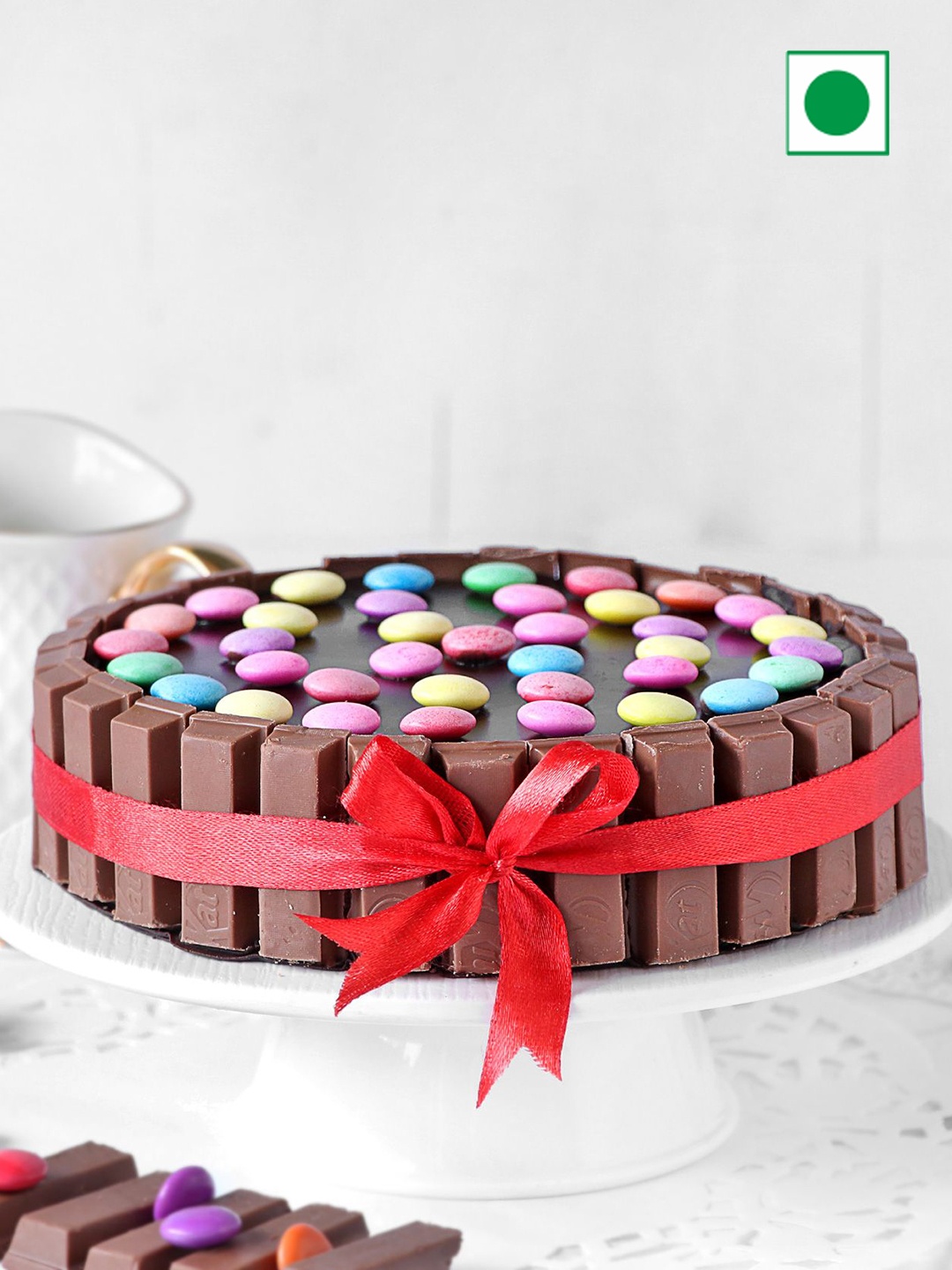 

IGP Chocolate Flavour Eggless Kit Kat Cake -500g, Brown