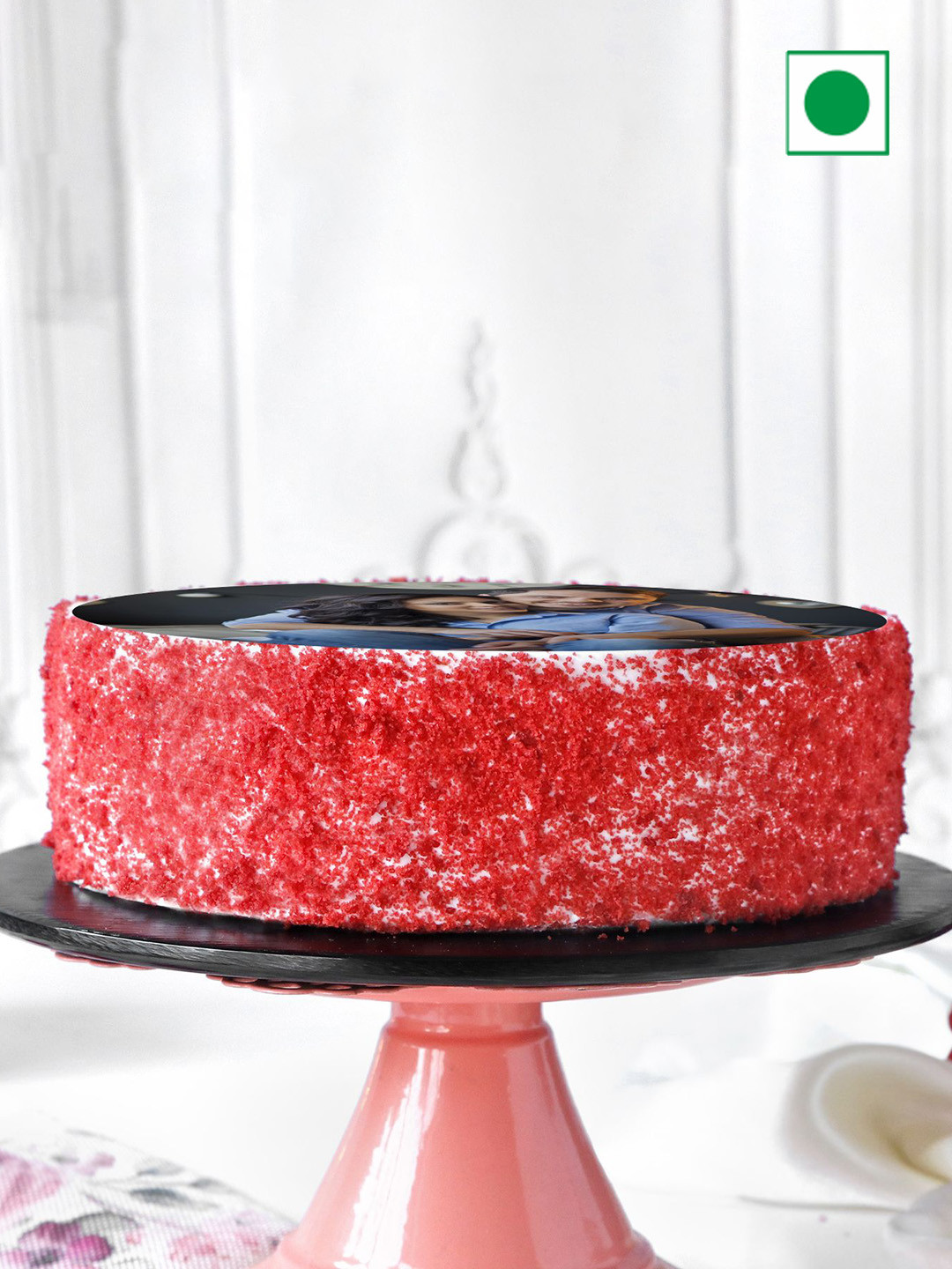 

IGP Red Velvet Couple Photo Eggless Round Cake-1kg