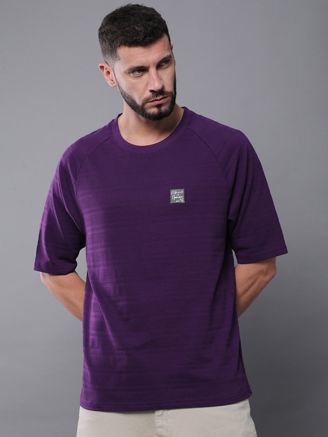 

Difference of Opinion Men Solid Popcorn Structure Oversized Raglan T-Shirt, Purple